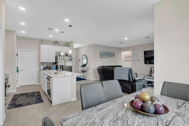 544 Higgs Avenue NW, Palm Bay, FL 32907