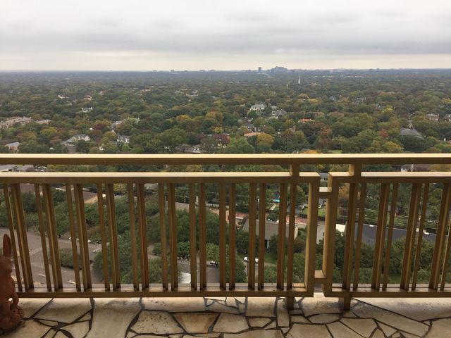 6211 W Northwest Highway 2700, Dallas, TX 75225