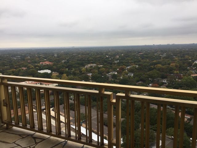 6211 W Northwest Highway 2700, Dallas, TX 75225