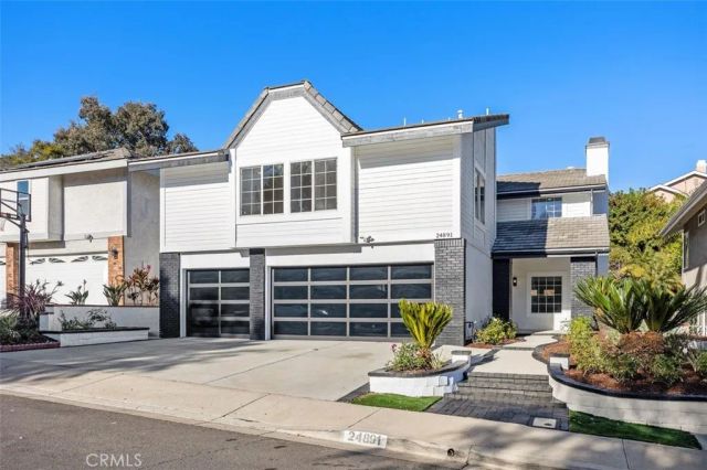 24891 Zumaya Court, Laguna Hills, CA 92653