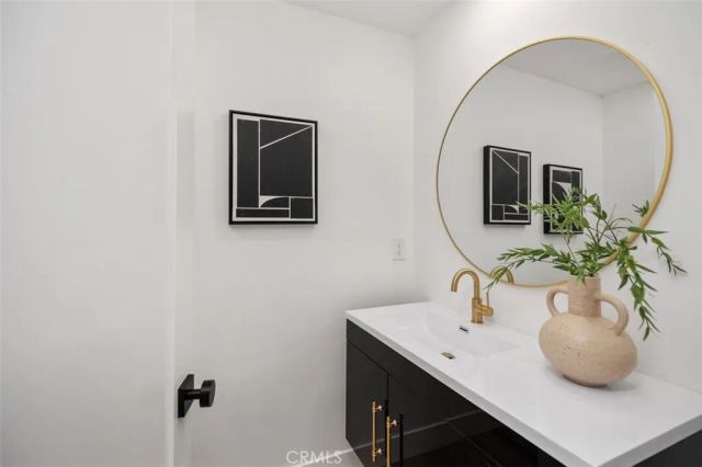 24891 Zumaya Court, Laguna Hills, CA 92653