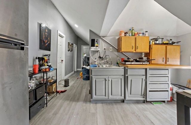 9-11 Horne St, Methuen, MA 01844