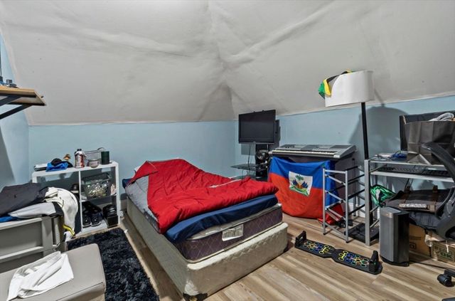 9-11 Horne St, Methuen, MA 01844