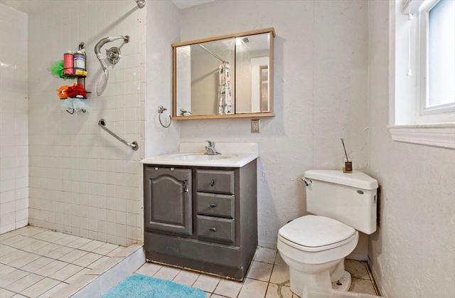 9-11 Horne St, Methuen, MA 01844