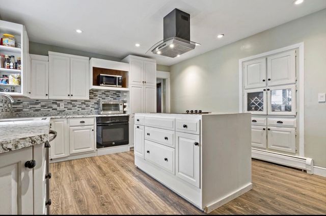 9-11 Horne St, Methuen, MA 01844