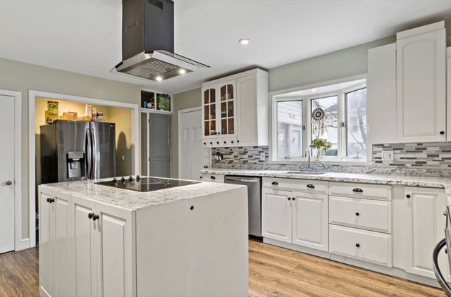 9-11 Horne St, Methuen, MA 01844