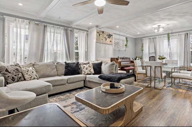 9-11 Horne St, Methuen, MA 01844