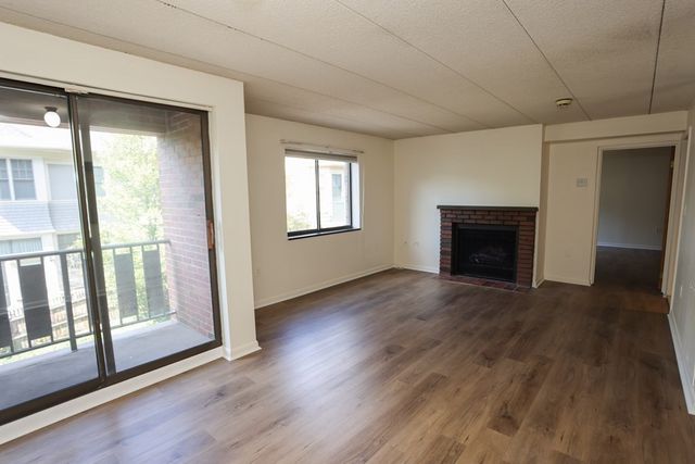 44 Concord Ave 204, Cambridge, MA 02138