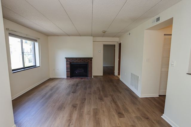 44 Concord Ave 204, Cambridge, MA 02138