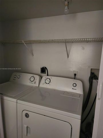 1450 SE 3rd Ave 208, Dania Beach, FL 33004