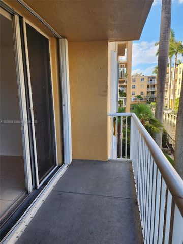 1450 SE 3rd Ave 208, Dania Beach, FL 33004