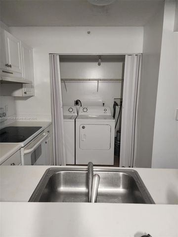 1450 SE 3rd Ave 208, Dania Beach, FL 33004