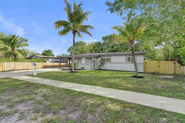 680 SW 29th Ter, Fort Lauderdale, FL 33312