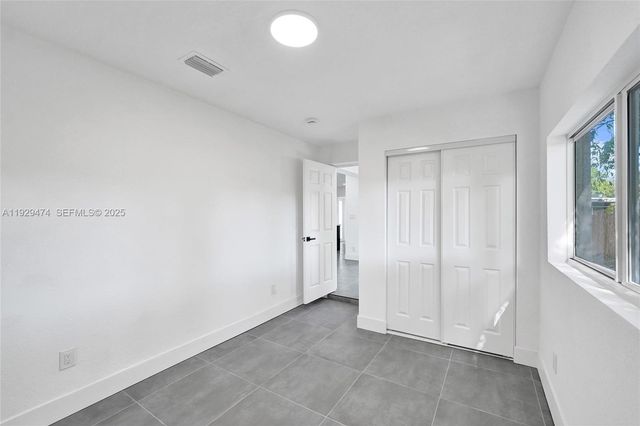 680 SW 29th Ter, Fort Lauderdale, FL 33312