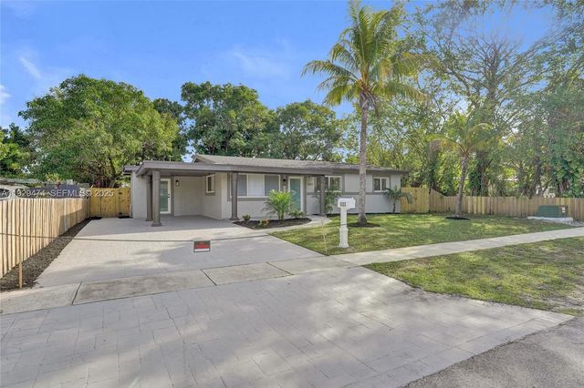 680 SW 29th Ter, Fort Lauderdale, FL 33312