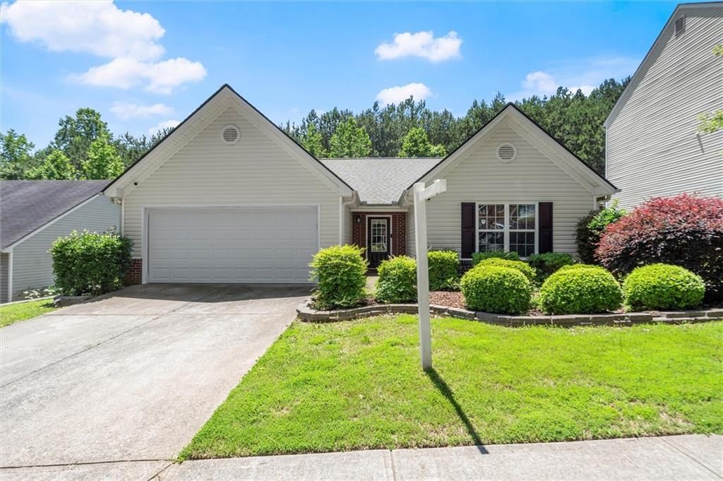 2125 Mina Lane Drive, Buford, GA 30518