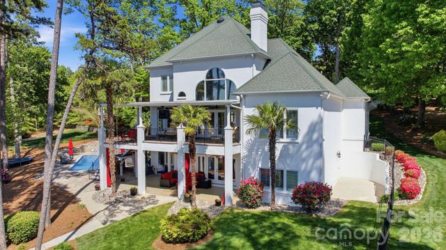 144 Mariner Pointe Lane, Mooresville, NC 28117
