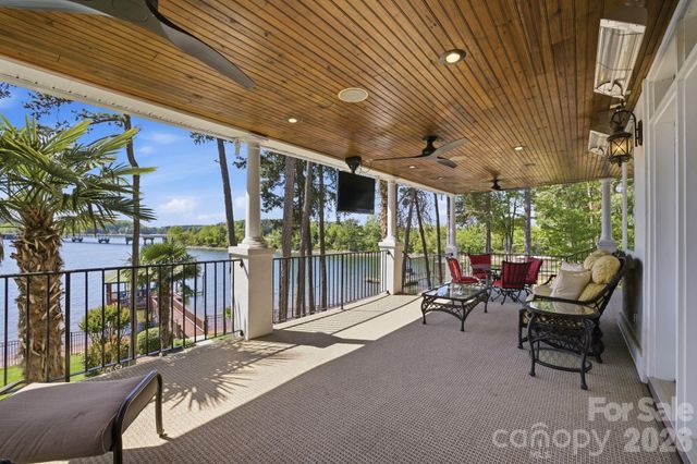 144 Mariner Pointe Lane, Mooresville, NC 28117