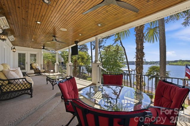 144 Mariner Pointe Lane, Mooresville, NC 28117
