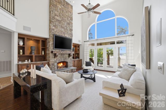 144 Mariner Pointe Lane, Mooresville, NC 28117
