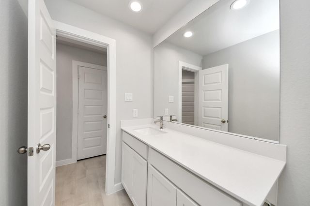 24535 Bradbury Woods Drive, Spring, TX 77373