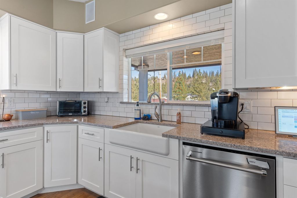 6625 N Long Lake Dr, Nine Mile Falls, WA 99026 photo 18