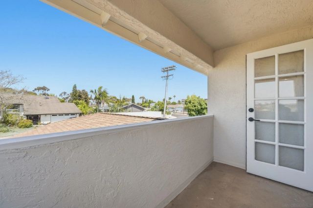 7420 Teasdale Ave, San Diego, CA 92122