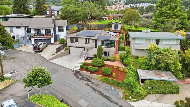 4198 Huntington Street, Oakland, CA 94619