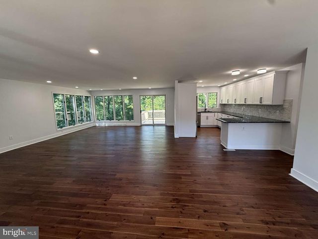 48 WALTERS LN, Royersford, PA 19468