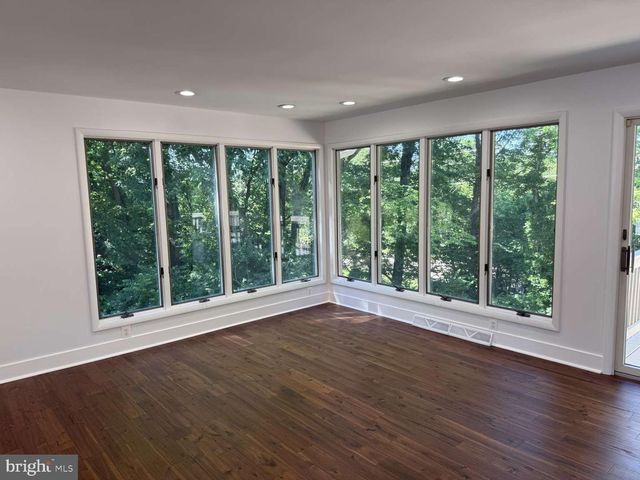 48 WALTERS LN, Royersford, PA 19468