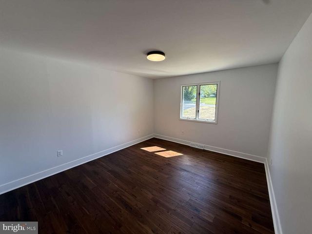 48 WALTERS LN, Royersford, PA 19468