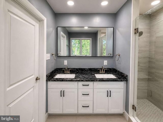 48 WALTERS LN, Royersford, PA 19468