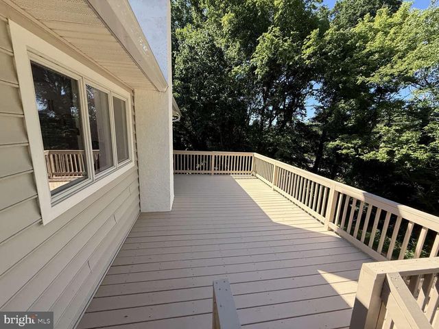 48 WALTERS LN, Royersford, PA 19468