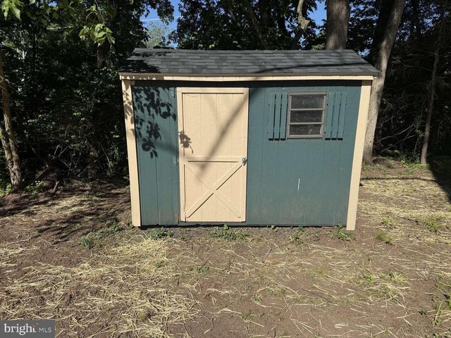 48 WALTERS LN, Royersford, PA 19468