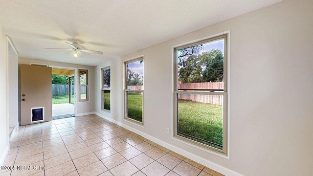 3213 TRISHAS Court, Green Cove Springs, FL 32043