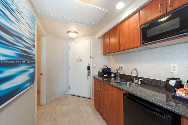 18001 Collins Avenue 1214- 1215, Sunny Isles Beach, FL 33160