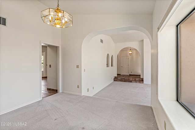 6340 N Valley View Road, Tucson, AZ 85718