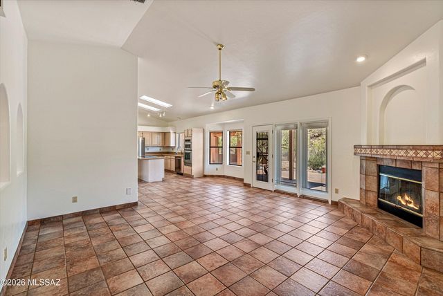 6340 N Valley View Road, Tucson, AZ 85718