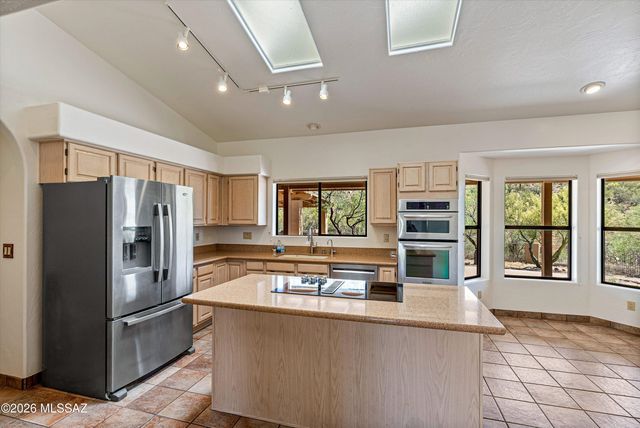 6340 N Valley View Road, Tucson, AZ 85718