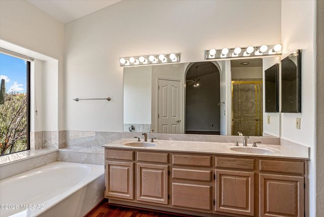 6340 N Valley View Road, Tucson, AZ 85718