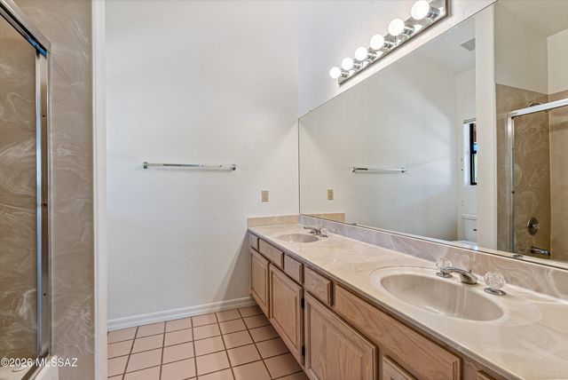 6340 N Valley View Road, Tucson, AZ 85718