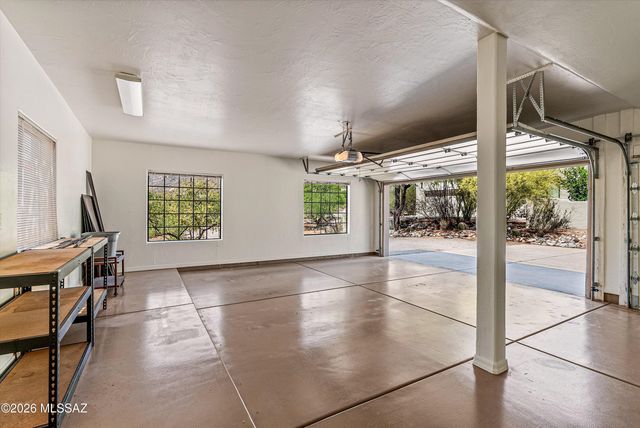 6340 N Valley View Road, Tucson, AZ 85718