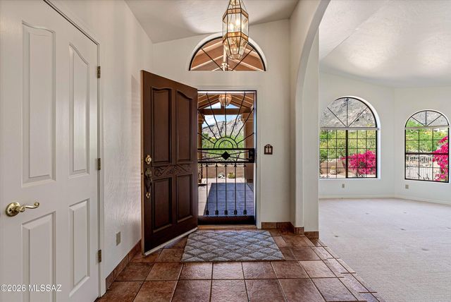 6340 N Valley View Road, Tucson, AZ 85718