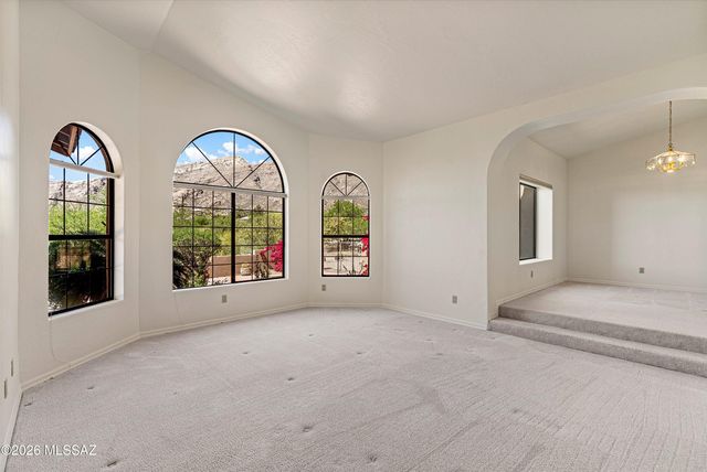 6340 N Valley View Road, Tucson, AZ 85718