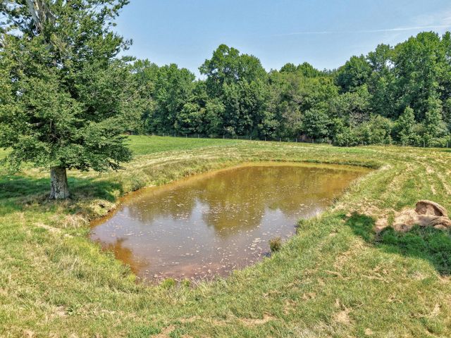 214 Camargo Rd, Fayetteville, TN 37334