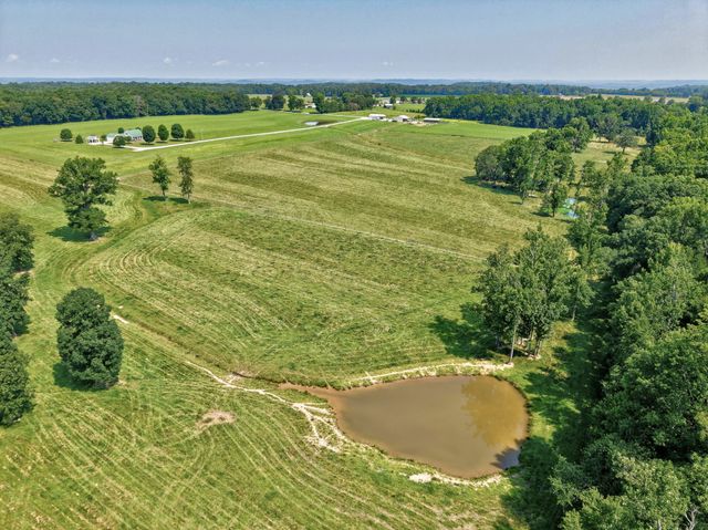 214 Camargo Rd, Fayetteville, TN 37334