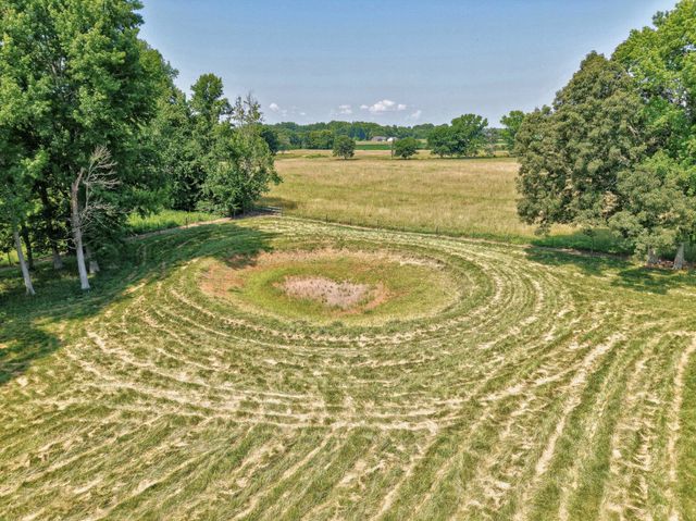 214 Camargo Rd, Fayetteville, TN 37334