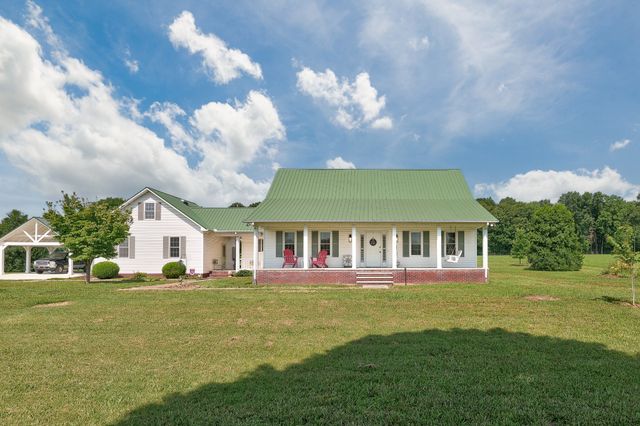 214 Camargo Rd, Fayetteville, TN 37334
