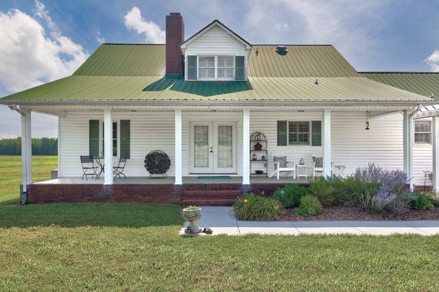 214 Camargo Rd, Fayetteville, TN 37334