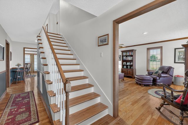 214 Camargo Rd, Fayetteville, TN 37334